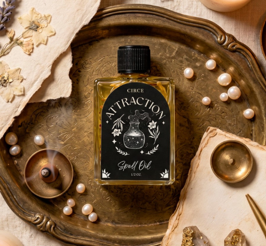 Attraction Spell Oil — Apple Cinnamon Ritual Oil